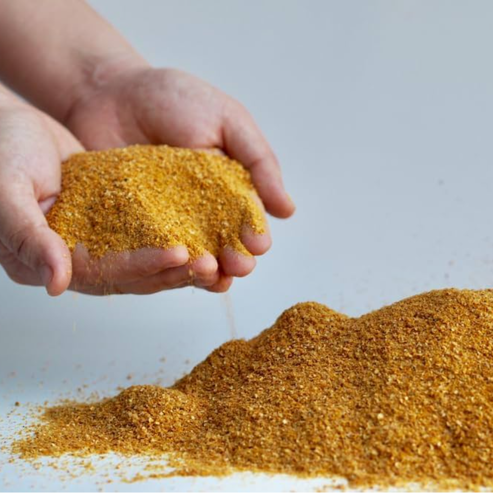 Distiller dried grains with solubles [DDGS]